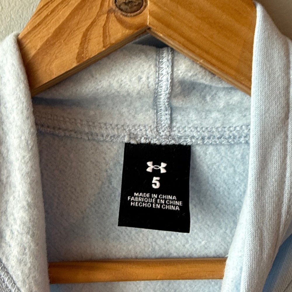 Under Armour Youth Iridescent Nimbus Blue Hoodie Sweatshirt NWT - Picture 3 of 5